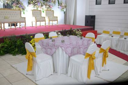 Taplak Meja Silver