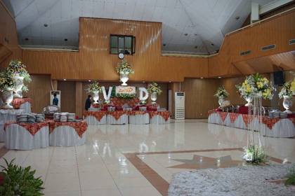 Taplak Meja Silver