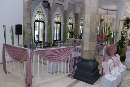Taplak Meja Silver
