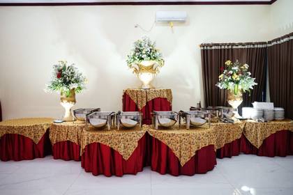 Taplak Meja Silver