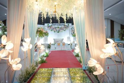 Gazebo Kotak & Standing Flowers Silver