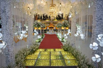 Gazebo Kotak & Standing Flowers Silver