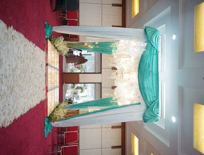 Gazebo Kotak & Standing Flowers Silver