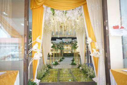 Gazebo Kotak & Standing Flowers Silver