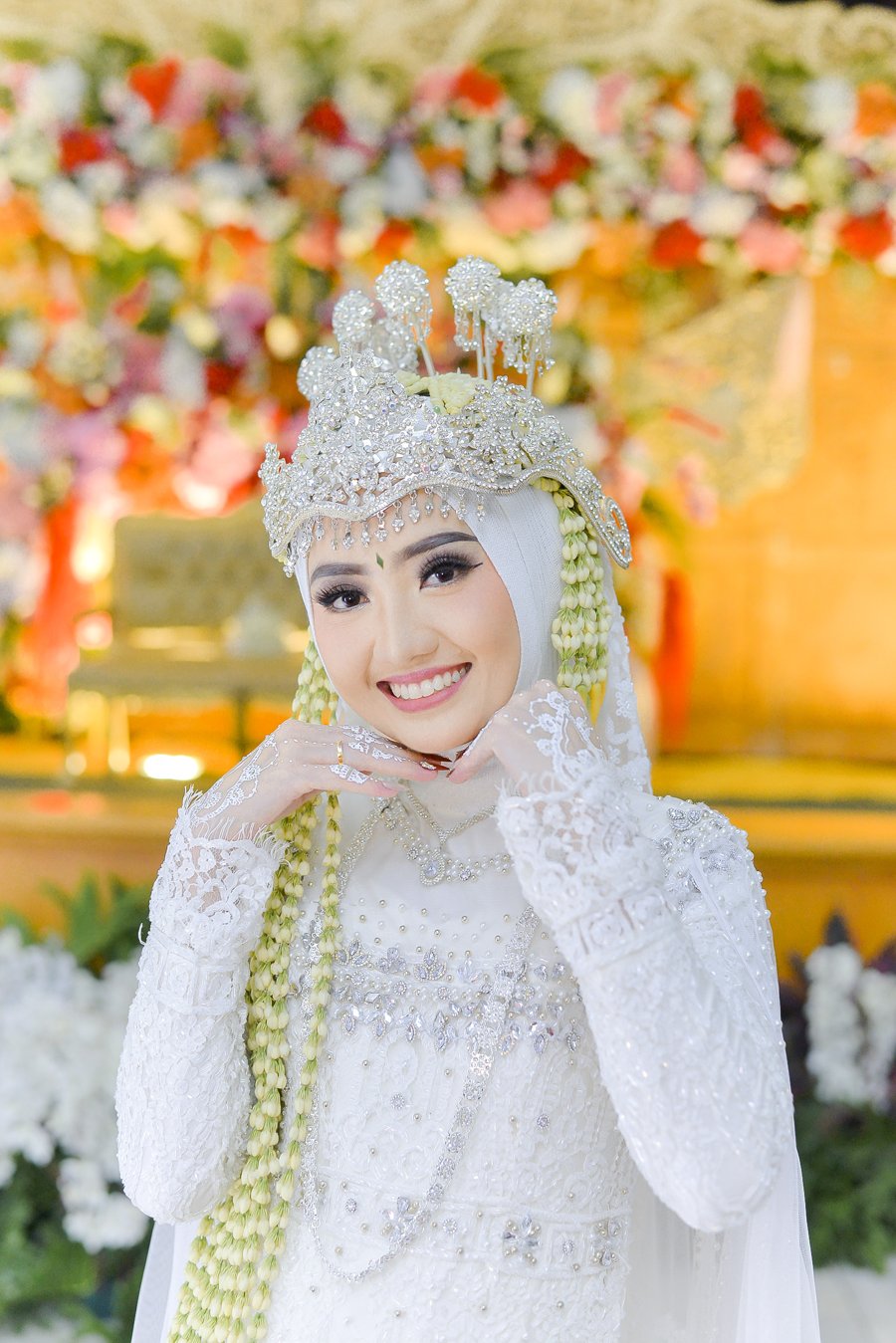 Pengantin dengan dekorasi Zeny Catering